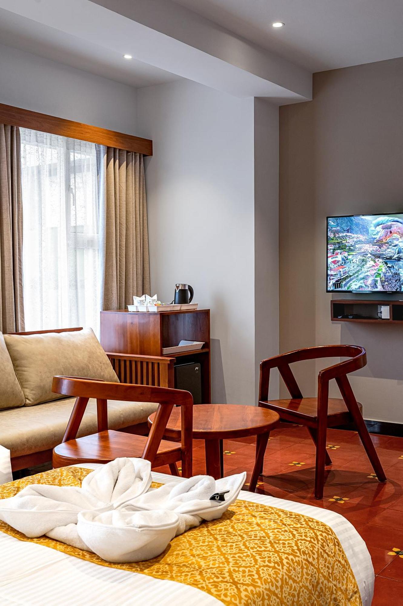 Palcastle Regency Hotell Palakkad Exteriör bild